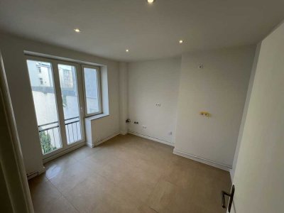 Erdgeschoss od,. 2. OG! Charmantes City-Apartment - 2025 umfangreich saniert!