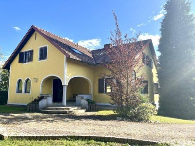 Zwei Familien. Ein Zuhause. Unendlich Möglichkeiten.