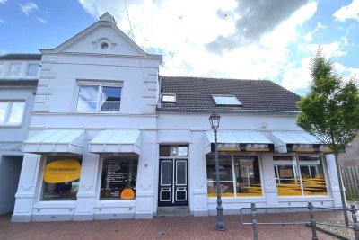 Beste Geschäftslage - 2 Gewerbeflächen und eine Wohnung!