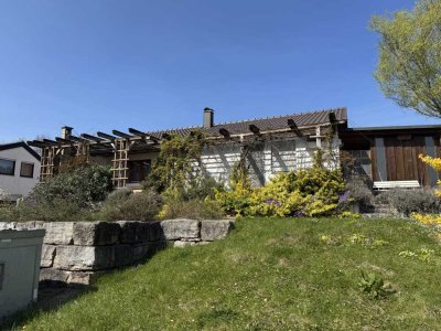 Freistehendes Einfamilienhaus im Grünen - Ihr Projekt mit Potenzial!