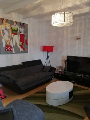 Schöne 3 Zimmer Wohnung mit Dachloggia, Stellplatz in Elsenfeld/Miltenberg (Kreis)