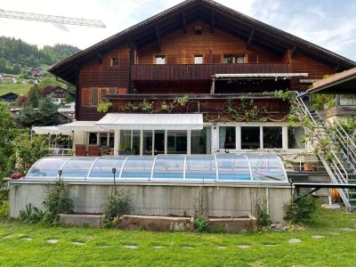 Große Wohnung mit Pool und Garten in Schruns