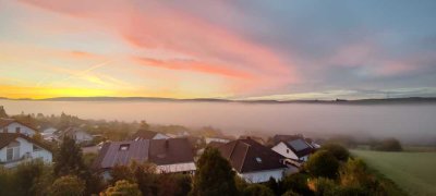 Viel Platz – Großzügiges Wohnhaus in herrlicher Randlage von Gusterath mit toller Aussicht