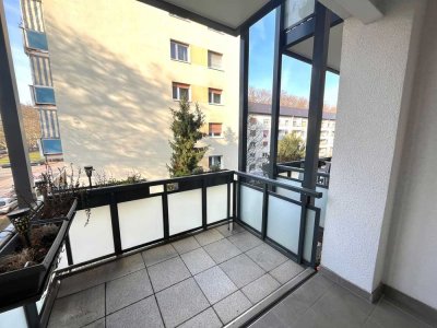 Gepflegte 2-Zimmer-Wohnung mit Balkon im Lindenhof