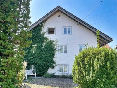 Seltene Gelegenheit - stilvoll saniertes Bauernhaus mitten im Ostallgäu