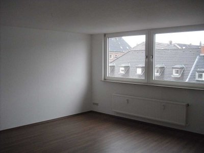 Geräumige 2 Zimmer-Wohnung in zentraler Lage in Rotthausen!!!