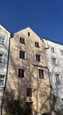 Denkmal mit Gärtchen in Bestlage hell mit Aussicht