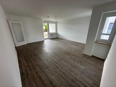 Frisch sanierte 3-Zimmer-Wohnung mit Balkon im grünen Gauting