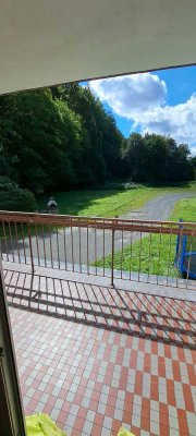 3-Zimmer-Wohnung mit Balkon und Blick ins Grüne
