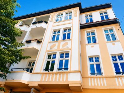 Stilvoll wohnen mit moderner Einbauküche! PKW-Stellplatz möglich