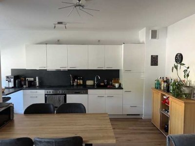 mio: 3 Zimmer Wohnung mit Einbauküche BRD A04