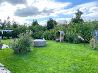 Freistehendes, neuwertiges Einfamilienhaus mit Garten am Park in Kladow