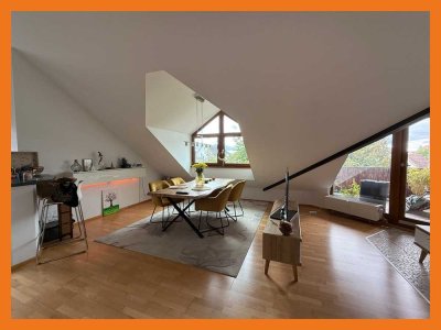 Helle und großzügige 2 Zi.- Dachgeschoss-Wohnung in ruhiger Lage von Gomaringen