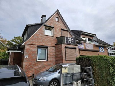 JETZT INVESTIEREN! Vermietetes Mehrfamilienhaus mit 4 Wohneinheiten in Hamburg-Rahlstedt