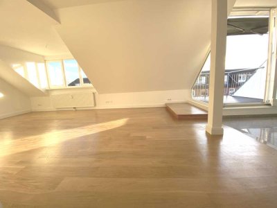 Uhlenhorst: Schöne und gut geschnittene 3 Zi.-Wohnung mit EBK, Vollbad und Dachterrasse