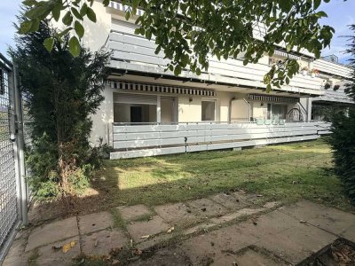 Erdgeschosswohnung mit eigenem Garten, Stellplatz , Wärmepumpe und, und, und