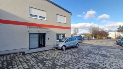 Helle 1-Zimmer-Wohnung mit Vintage-Bad in ruhiger Lage in Lampertheim-Hüttenfeld