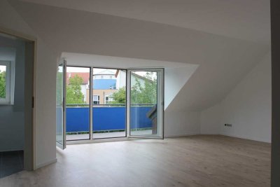 Helle Wohnung mit zwei Balkonen in guter Lage