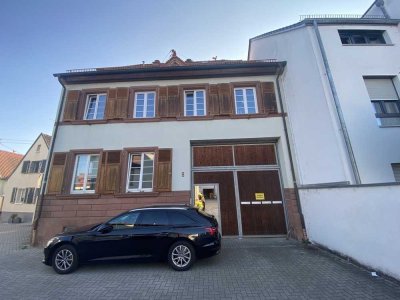 Ansprechendes 5-Zimmer-Haus in Ludwigshafen Rheingönheim