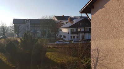 Gepflegte, helle  2 Zimmer Wohnung in guter Wohngegend