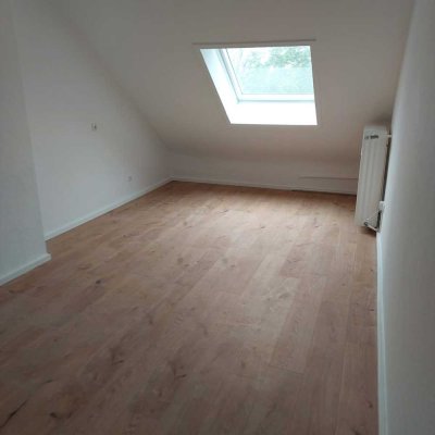 Modernisierte 2- Zimmer Wohnung in Frankfurt Schwanheim