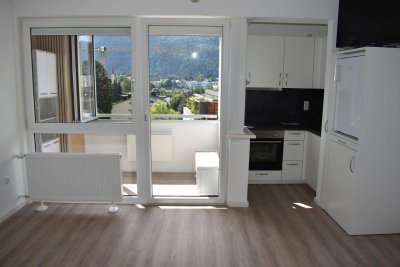 Moderne 1-Zimmer Dachwohnung mit Balkon und herrlicher Aussicht in Kufstein