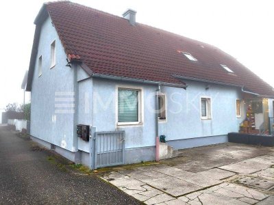 Einfach, schlicht....aber preiswert! Haushälfte mit 211 m2 Eigengarten