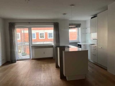 Brück Immobilien - Zentrale City-Wohnung in München – Attraktive 2 Zimmer mit Balkon