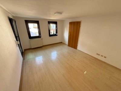 Charmantes Einfamilienhaus in Ostfildern-Nellingen – Nähe Flughafen & Großkonzerne