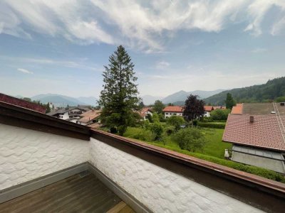 Bad Wiessee - absolute Ruhe Top-Renovierte 3-Zimmer Dachgeschosswohnung mit Dachterrasse