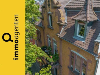 Sanierte, helle 4-Zimmer-Altbau-Wohnung in zentraler Lage! **ohne Provision und Bezugsfrei**
