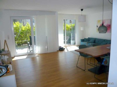 2-3 Raum-Wohnung mit großem Wohnbereich, Terrasse, Stellplatz