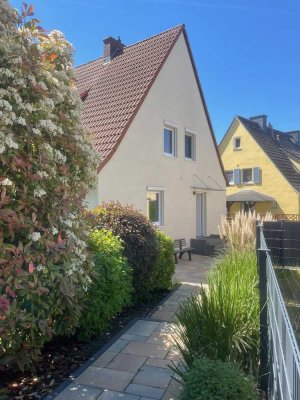 Moderne Doppelhaushälfte in Friedrichsdorf/Burgholzhausen von Privat