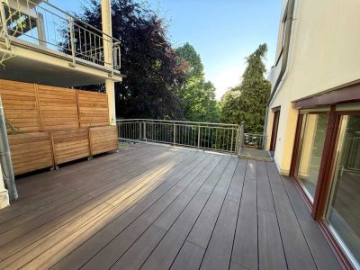 Luxuriös und exklusiv wohnen im Herzen der Altstadt - Designerküche + Sonnenterrasse mit Blick ins G