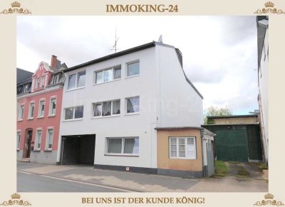 ++ IDEAL ALS KAPITALANLAGE!! MODERNISIERTES DREIFAMILIENHAUS IN ZENTRALER LAGE!! ++