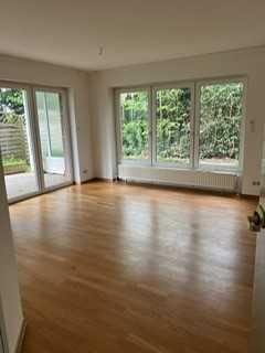 Wohnung mit drei Zimmern sowie Balkon und Garten in Ibbenbüren