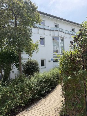 Wohnen mit Charakter: 4-Zimmer-Erdgeschosswohnung in Trudering
