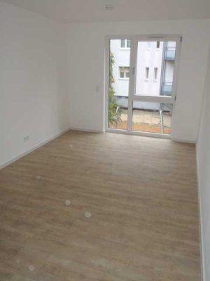 ***Frei ab 01.12.25, NEUBAU, 1 Zimmer, Kü, Di, Bad**