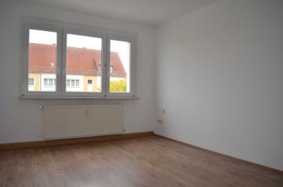 3 Zimmer, mit Balkon, traumhaft ruhige Lage