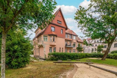 Stilvoll sanierte 4-Zimmer-Wohnung über 2 Etagen - Berlin-Dahlem