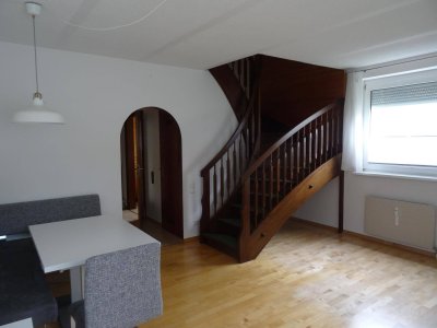 Gelegenheit! Top-Maisonettenwohnung in zentraler Lage