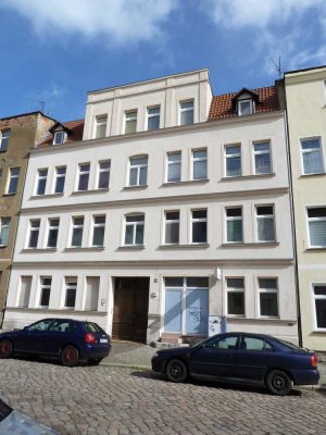 2 Raum Wohnung - 2 Minuten bis zur UNI