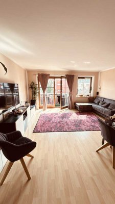 Großzügige 3 Zimmer Wohnung