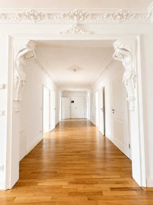 Exklusive 4-Raum-Wohnung mir Dachterrasse, Gaskamin & hochwertiger Ausstattung