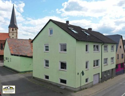 Zweifamilienhaus mit Einliegerwohnung, großer Scheune und 3 Garagen – Viel Platz & Potenzial