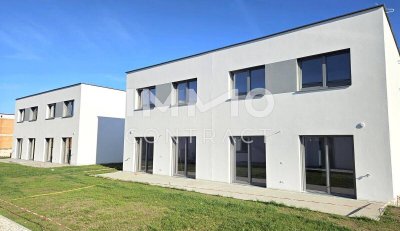 Traumhafte Doppelhaushälfte auf Eckgrundstück in Stob - Mietkaufoption