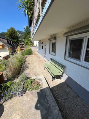 Schöne 2-Zimmer-Souterrain-Wohnung mit Einbauküche in Wembach