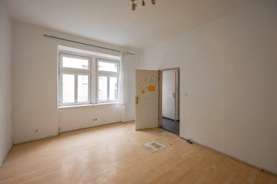 ++NEU++ Sanierungsbedürftige 1-Zimmer Altbau-Wohnung, viel Potenzial! Augartennähe!