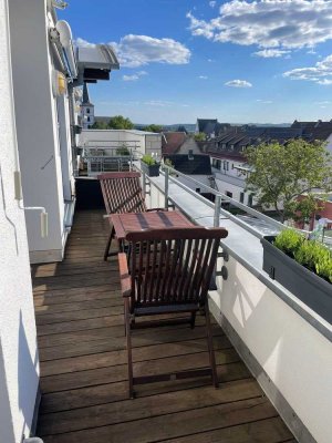 Schöne 2,5-Zi Penthouse-Wohnung "Alte Malzfabrik" - Über den Dächern von Hochheim