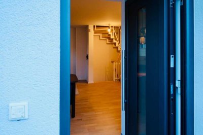 Freundliches 4-Zimmer-Reihenendhaus mit gehobener Innenausstattung und EBK in München Perlach
